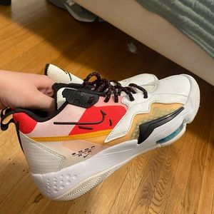 size 8.5 Nike Jordan Zooms